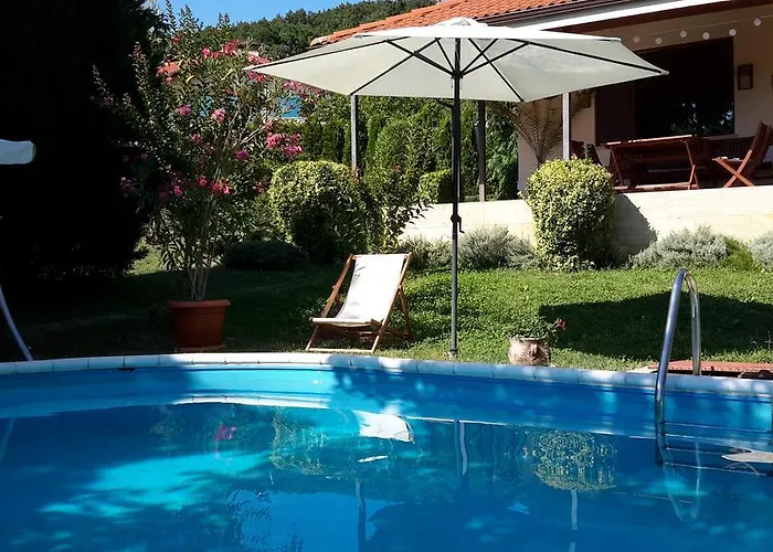 Луксозна вила Sunny Boutique *